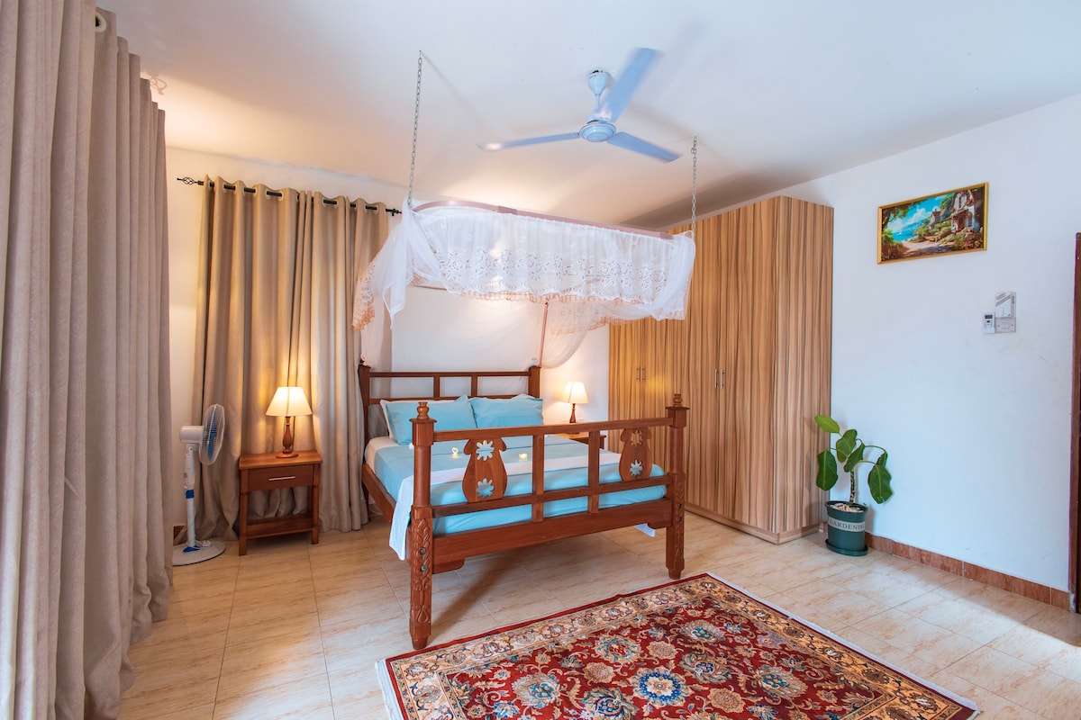 8BR Diani Villa, Pool & Chef — view 2